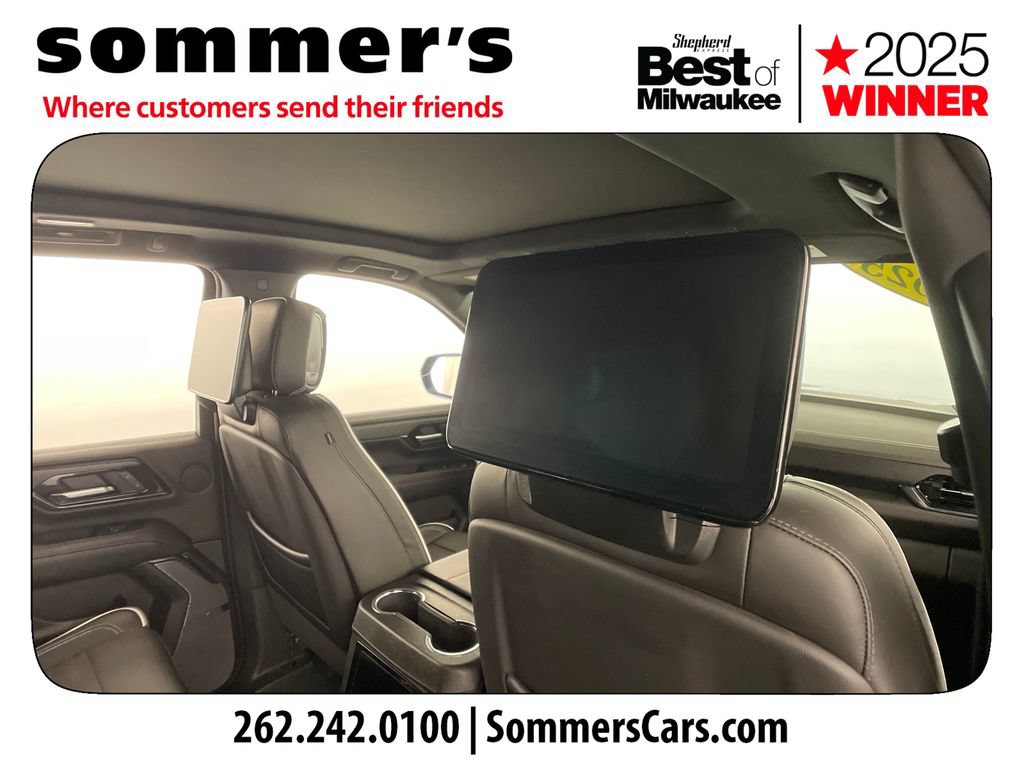 Used 2025 GMC Yukon XL AT4 Ultimate w/ LPO, Floor Liner Package AWD/4WD image 32