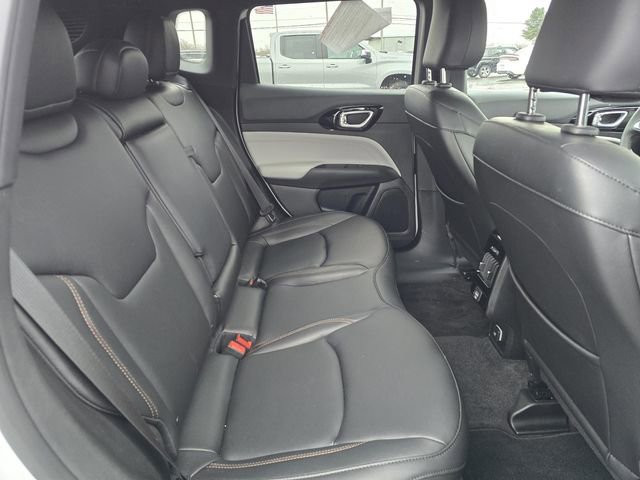 Used 2024 Jeep Compass Limited image 29
