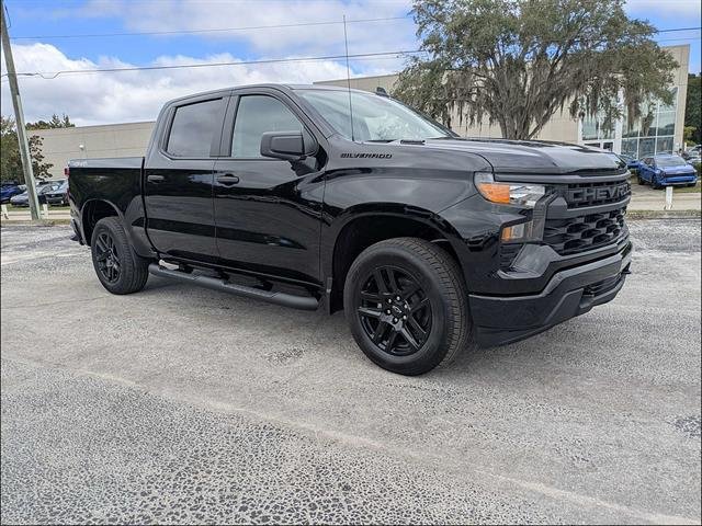 New 2026 Chevrolet Silverado 1500 Custom w/ LPO, Dark Essentials Package AWD/4WD image 3