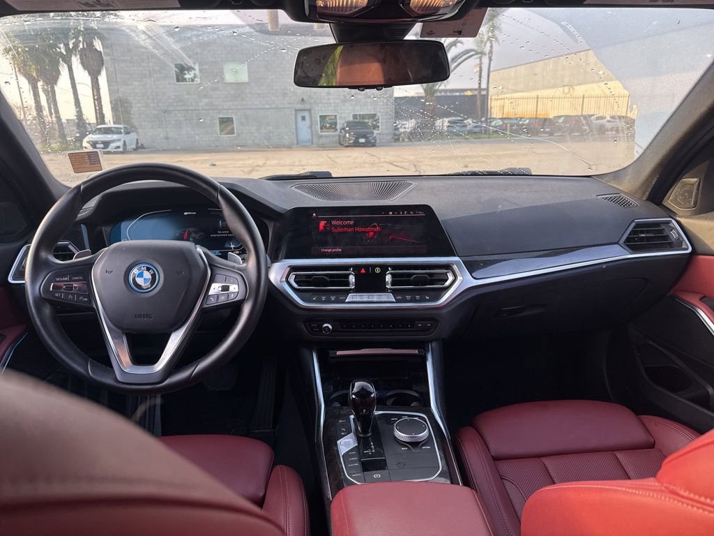 Used 2022 BMW 330e w/ Driving Assistance Package image 10