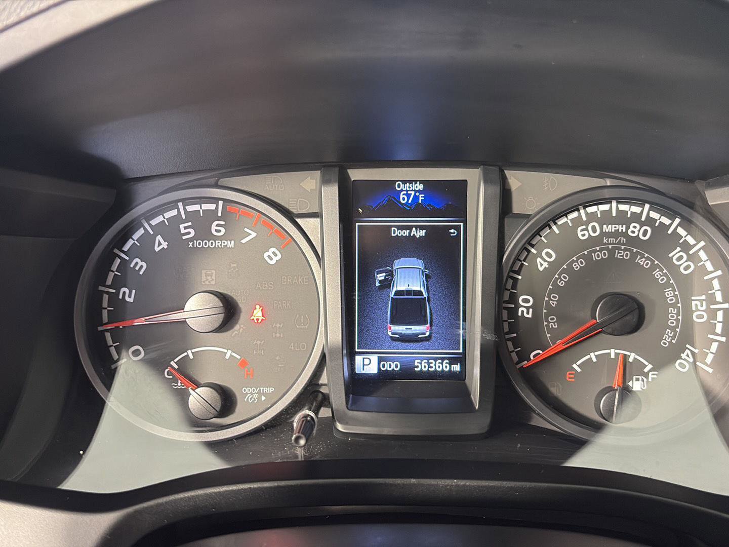 Used 2022 Toyota Tacoma SR AWD/4WD image 34