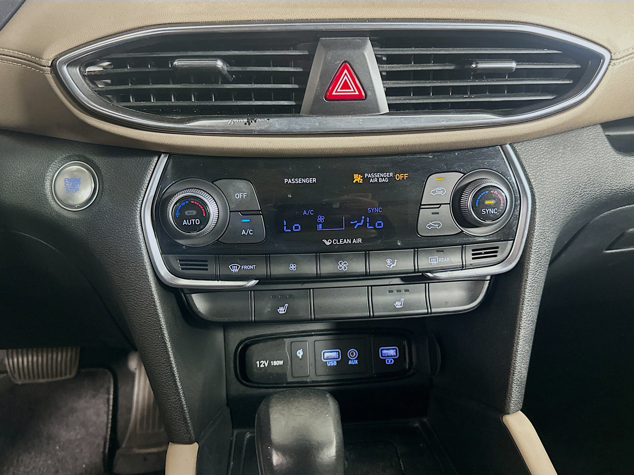 Used 2020 Hyundai Santa Fe SEL FWD image 23