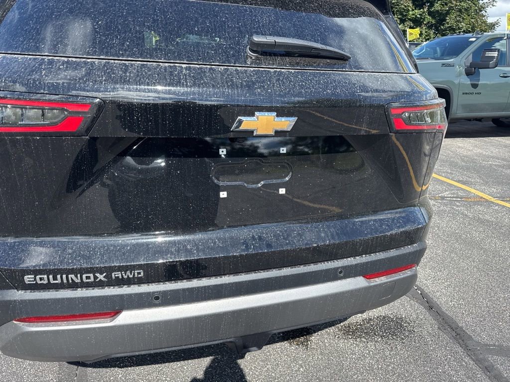 New 2026 Chevrolet Equinox LT w/ Convenience Package II image 8