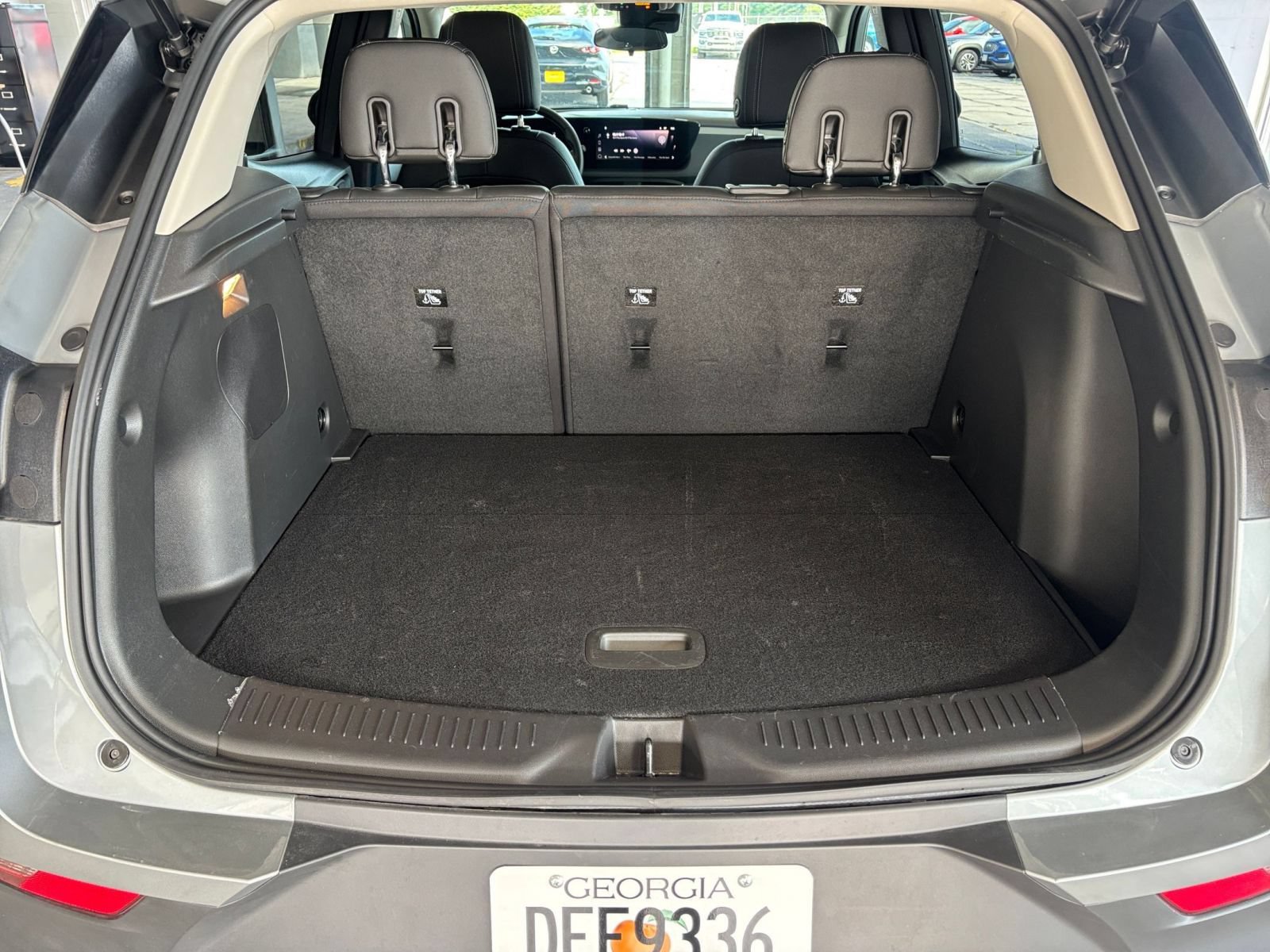 Used 2025 Nissan Sentra SV FWD image 30