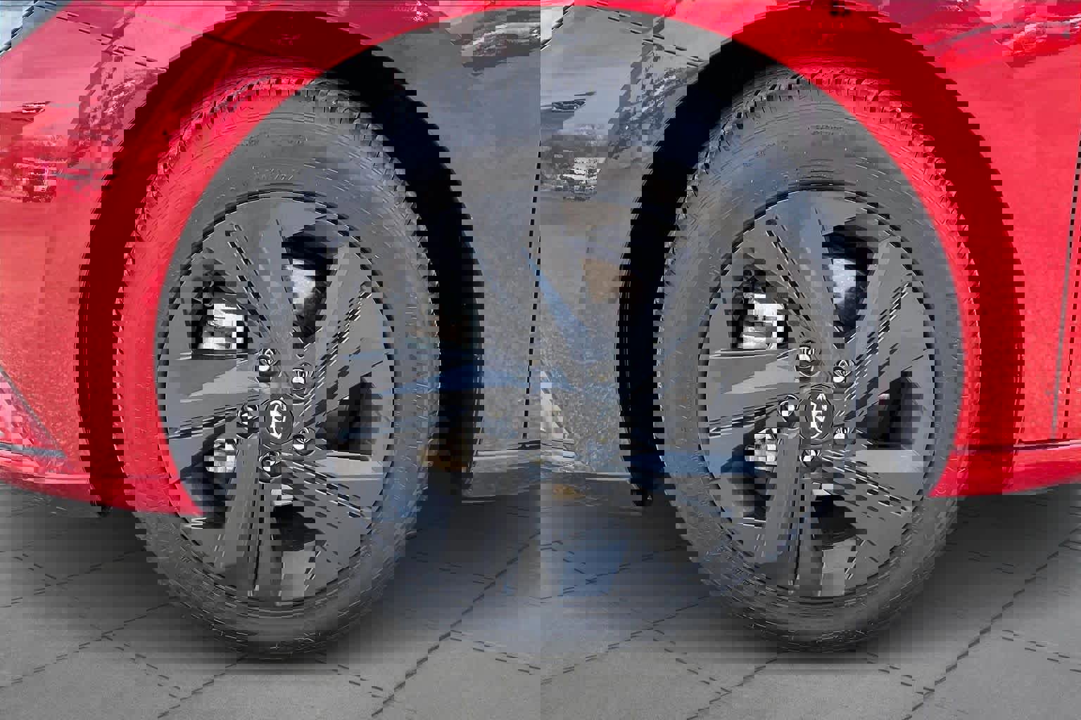 Used 2023 Hyundai Elantra SEL w/ Preferred Accessory Package image 10