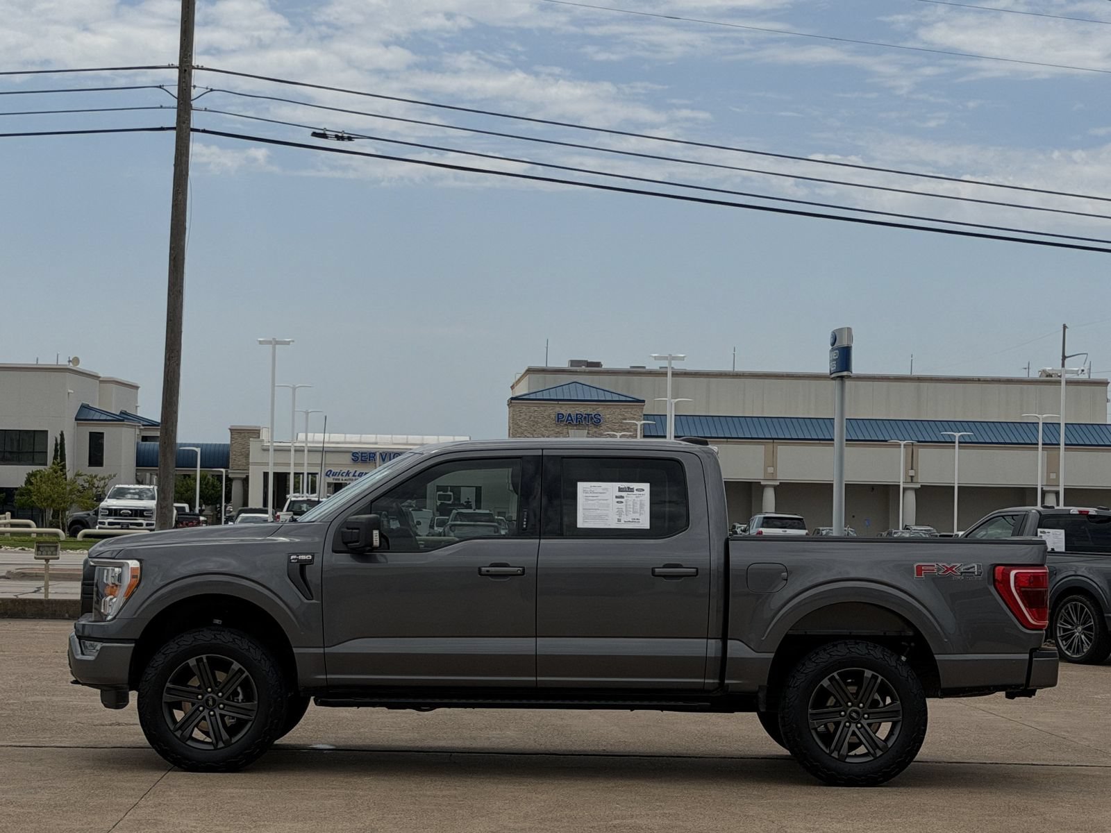 Used 2022 Ford F150 XLT w/ Equipment Group 302A High AWD/4WD image 7