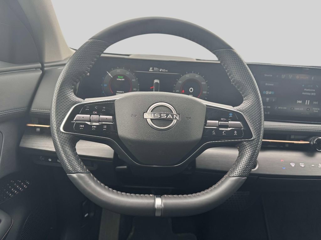 Used 2024 Nissan Ariya AWD image 13