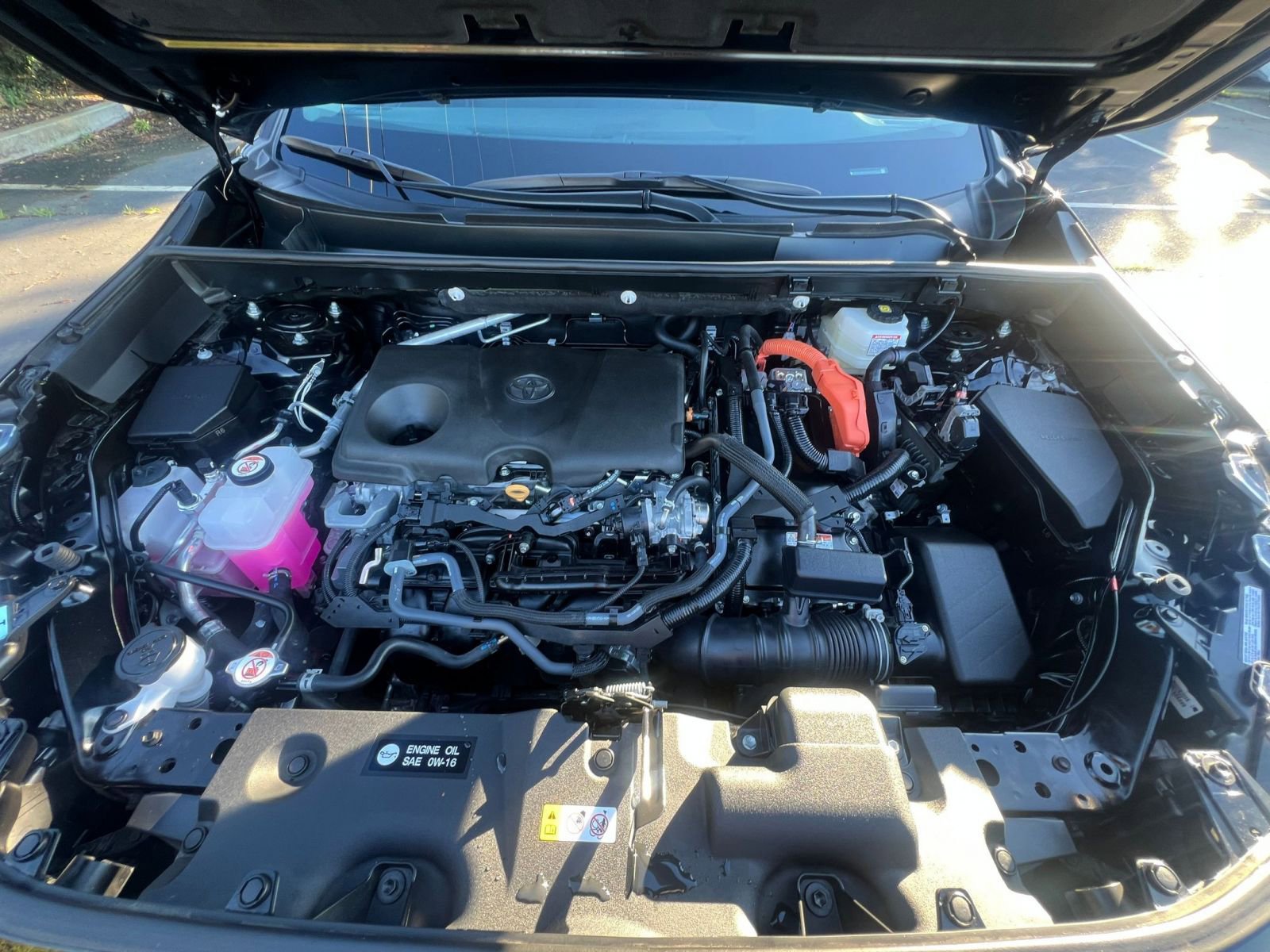 Used 2025 Toyota RAV4 LE image 32