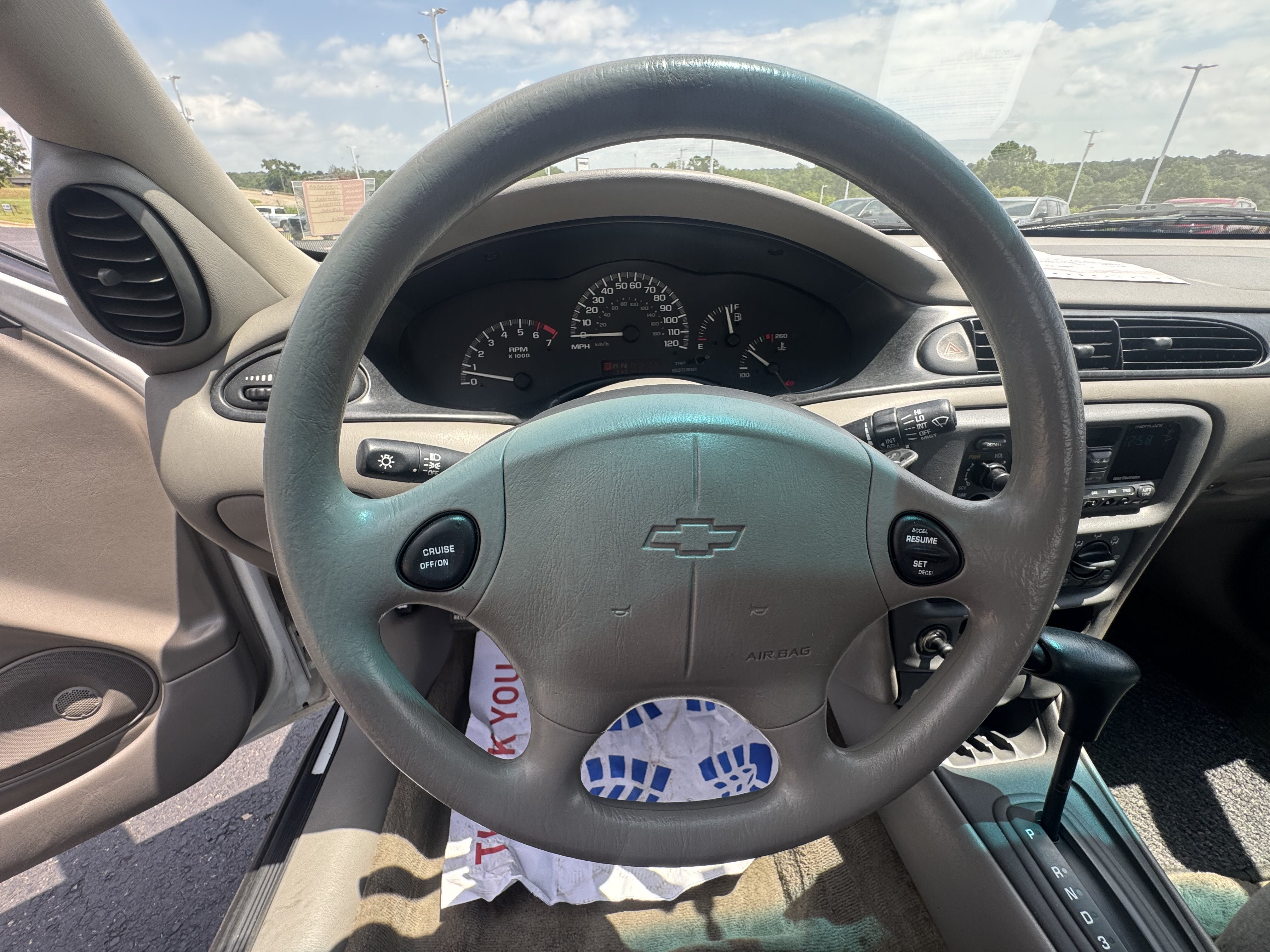 Used 1999 Chevrolet Malibu w/ Preferred Equipment Group 1 FWD image 20