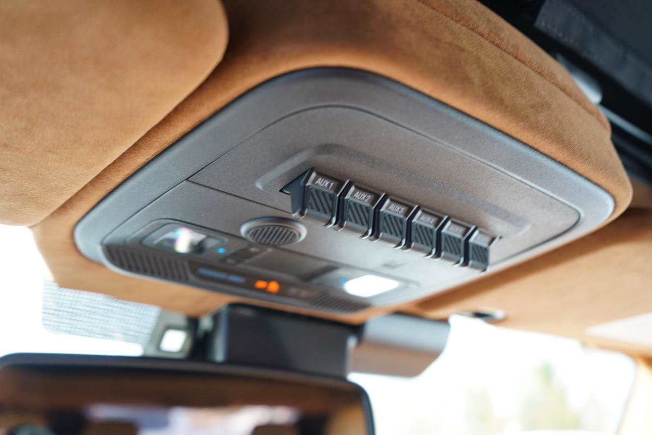 Used 2025 Ford Bronco Badlands image 54