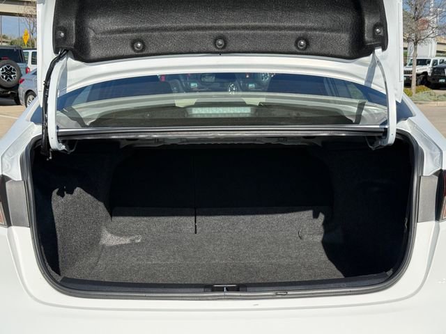 Used 2025 Toyota Corolla LE FWD image 29
