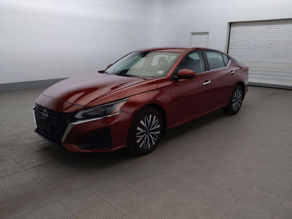 Used 2023 Nissan Altima 2.5 SV AWD/4WD image 2