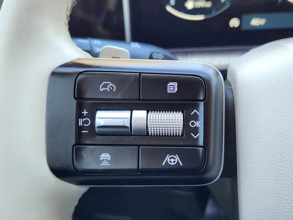 Used 2025 Hyundai Santa Fe Calligraphy image 24