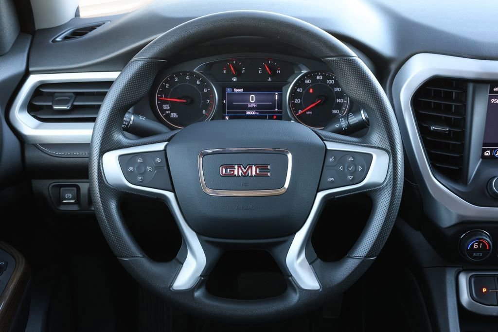 Used 2023 GMC Acadia SLE w/ Driver Convenience Package image 14