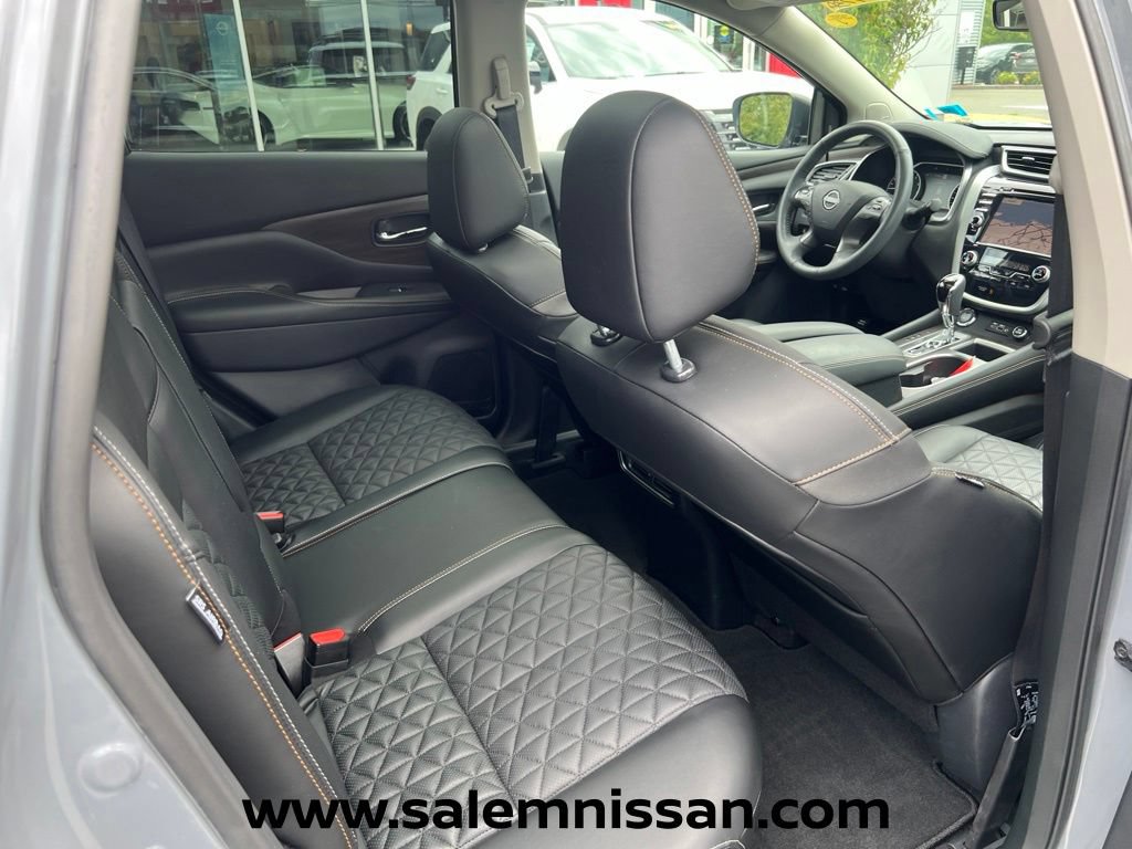 Used 2024 Nissan Murano Platinum w/ Cargo Package AWD/4WD image 23