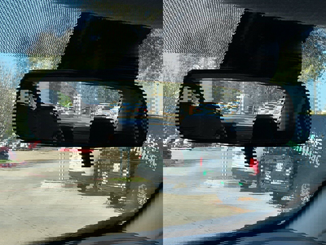 Used 2025 Nissan Versa SV image 26