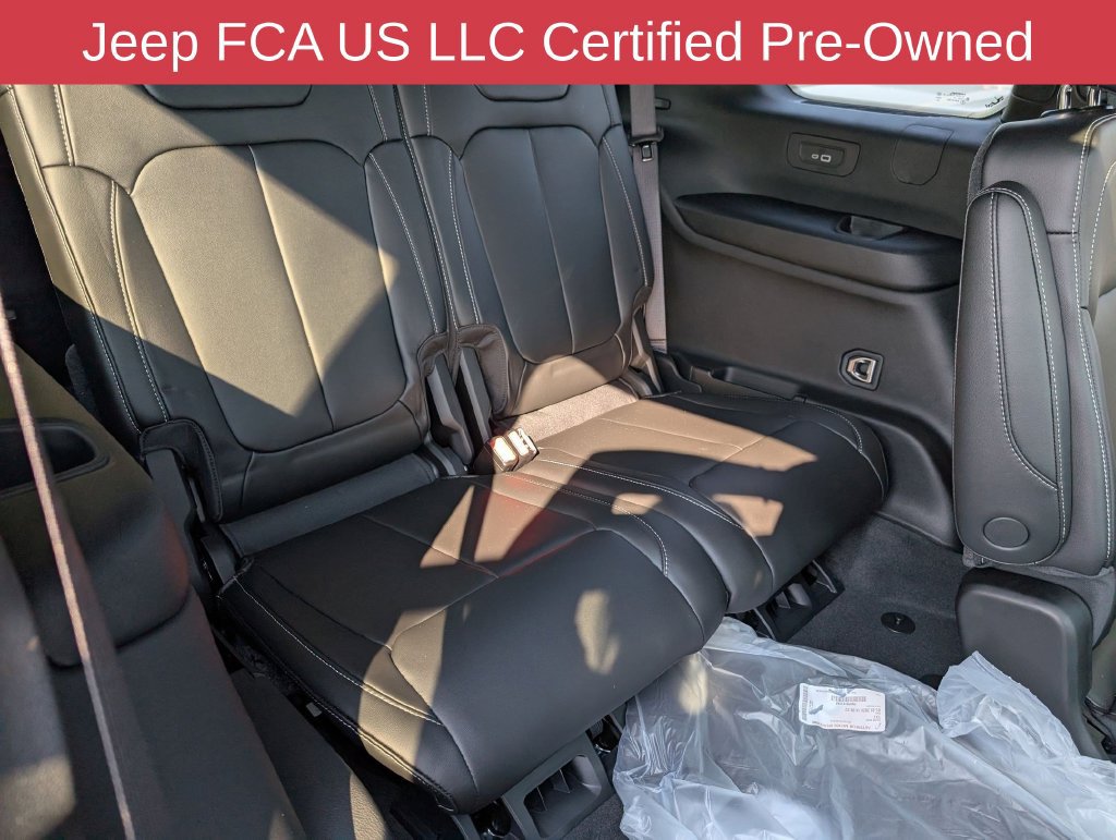 Certified 2026 Jeep Grand Cherokee L Limited w/ Limited Altitude Package RWD image 32