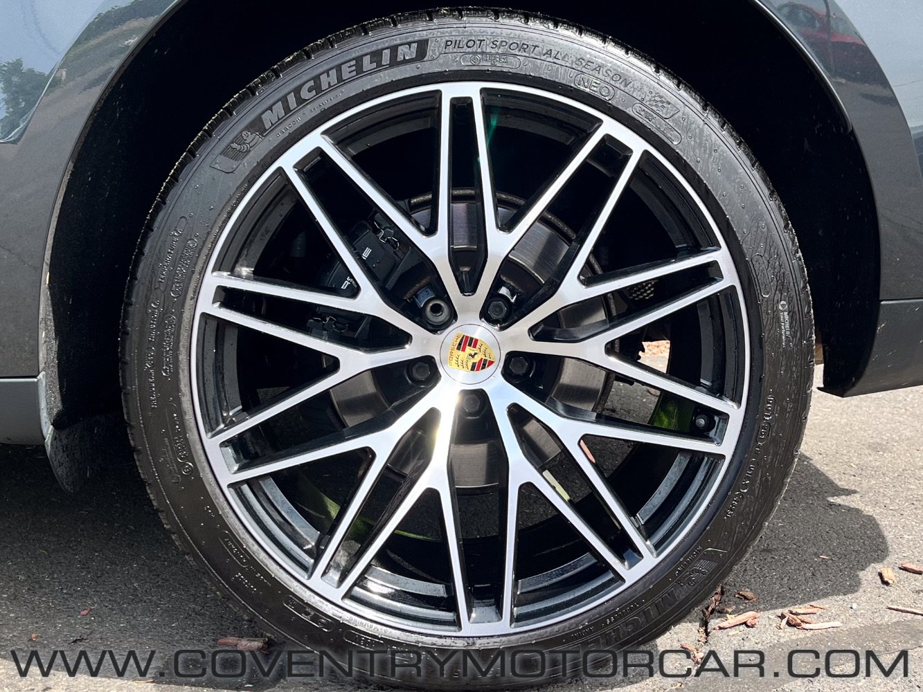 Used 2022 Porsche Macan AWD/4WD image 9
