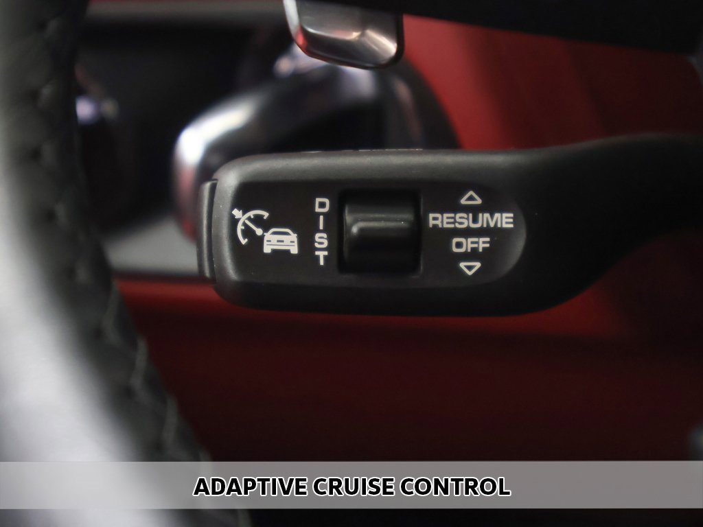 Used 2024 Porsche Macan GTS image 5