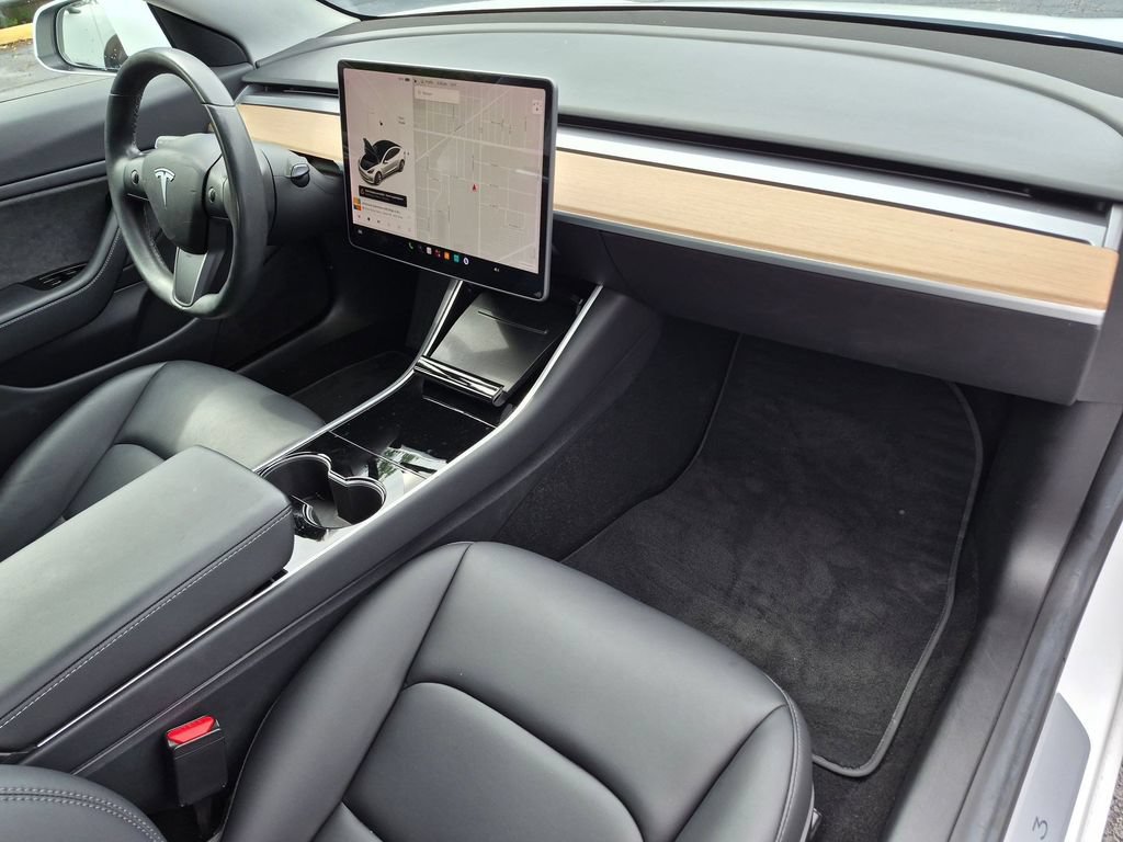 Used 2018 Tesla Model 3 Mid Range RWD image 26