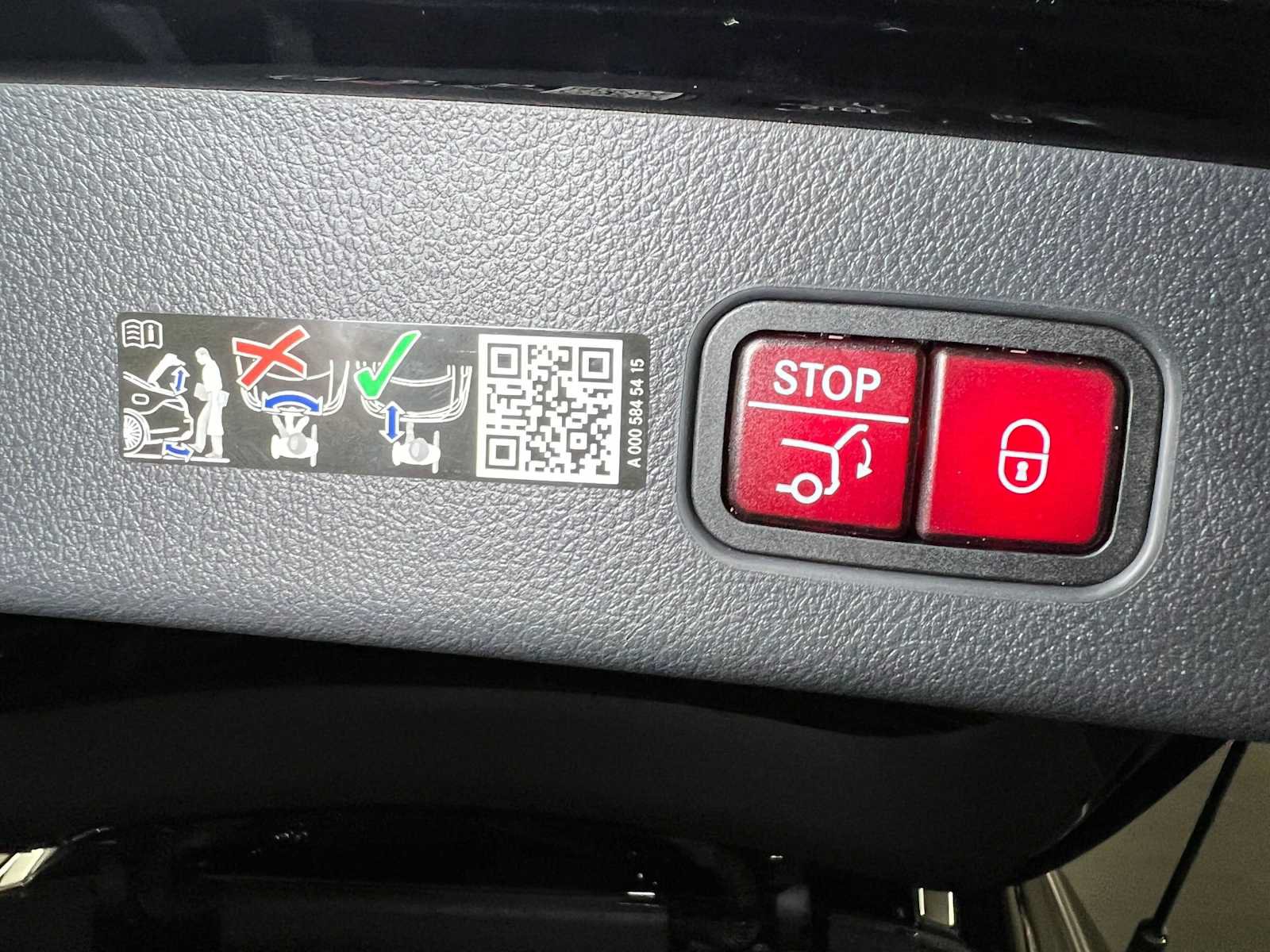 Used 2026 Mercedes-Benz GLC 300 4MATIC image 17