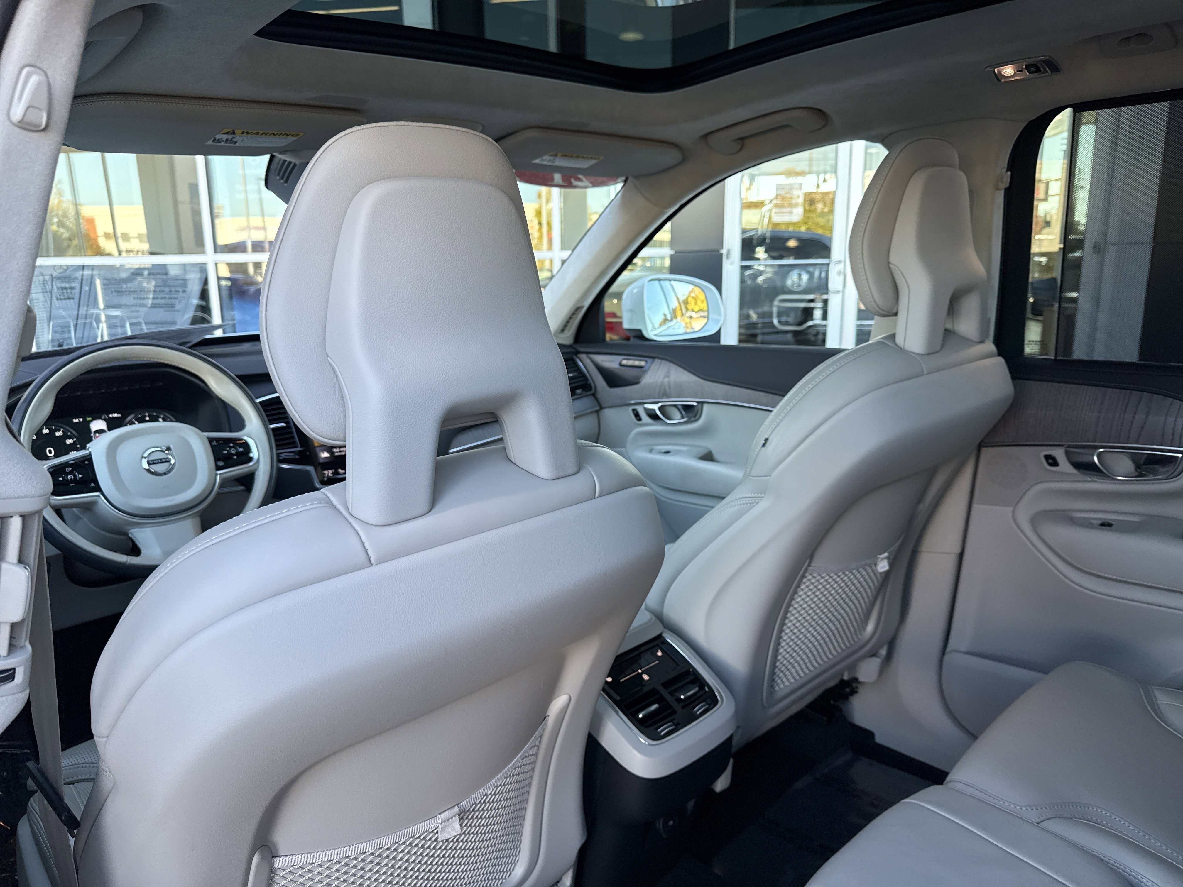 Used 2021 Volvo XC90 T6 Inscription w/ Lounge Package image 36