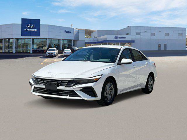 New 2025 Hyundai Elantra SEL