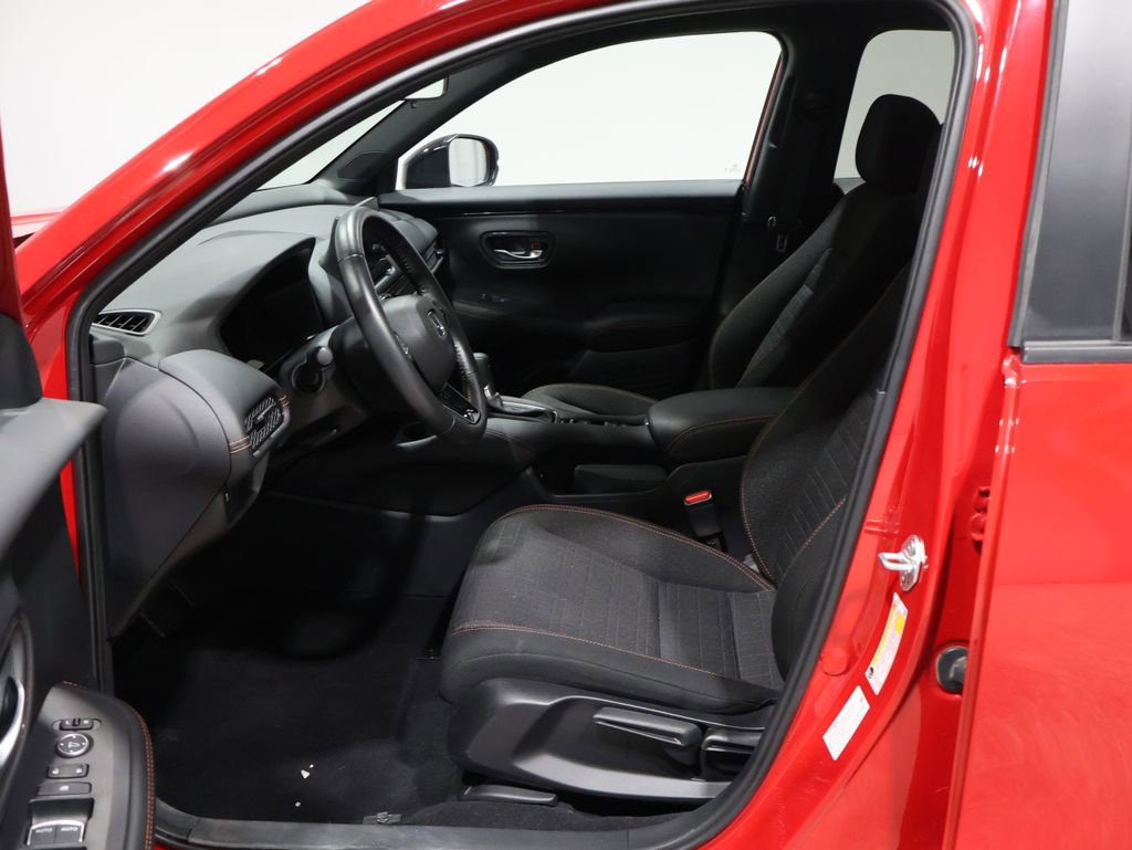 Used 2024 Honda HR-V Sport image 9