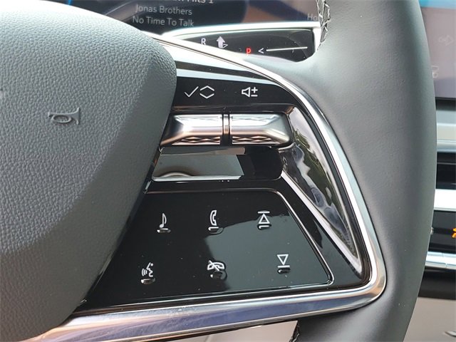 New 2025 Cadillac Lyriq Luxury image 12