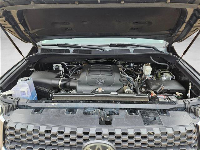 Used 2018 Toyota Tundra SR5 w/ TRD Off Road Package image 21