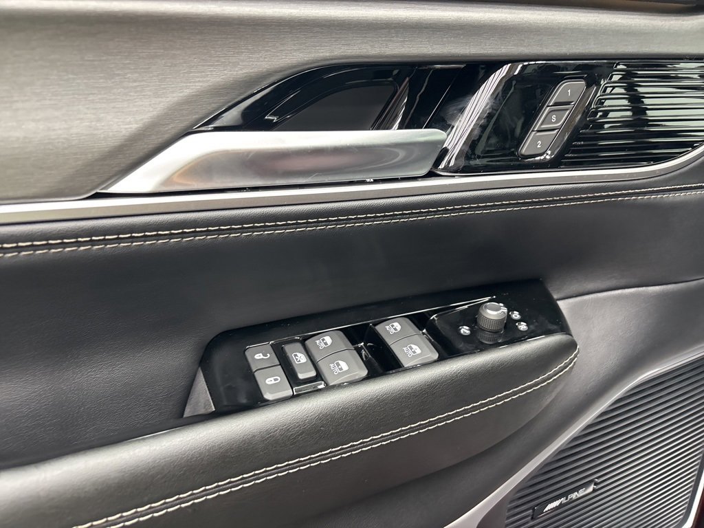 New 2025 Jeep Wagoneer Series II w/ Convenience Group I image 17