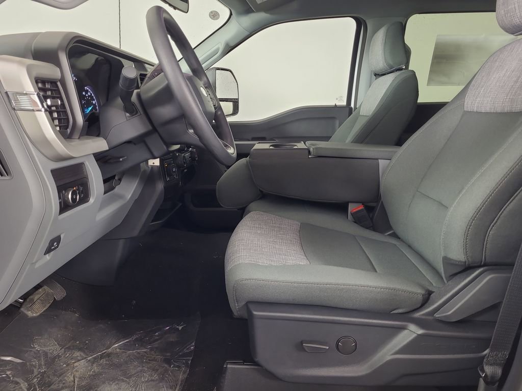 New 2026 Ford F250 XLT w/ 360-Degree Camera Package image 18