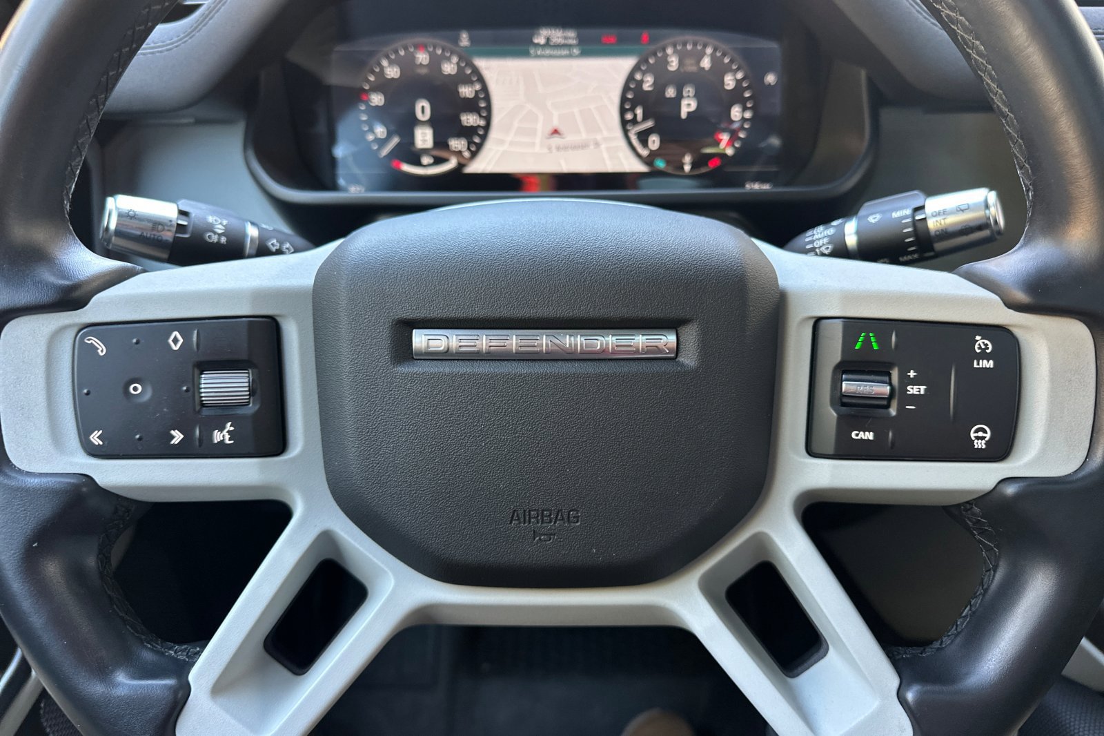 Used 2022 Land Rover Defender 110 Trophy Edition image 28