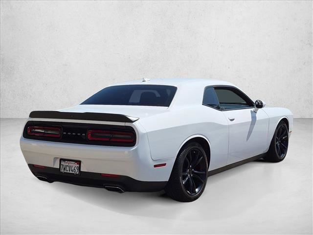 Used 2016 Dodge Challenger SXT Plus RWD image 5