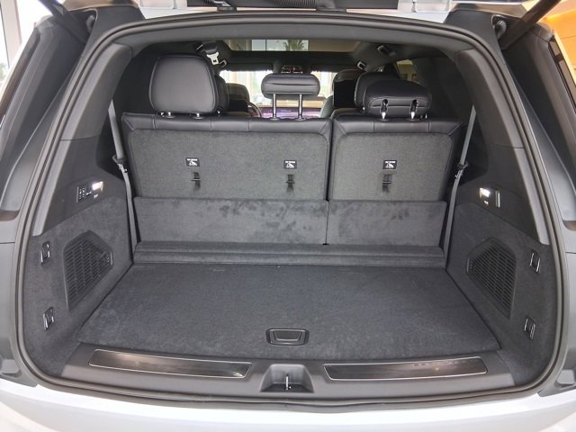 New 2026 Cadillac Escalade IQL Sport 1 w/ LPO, ONYX Package image 6