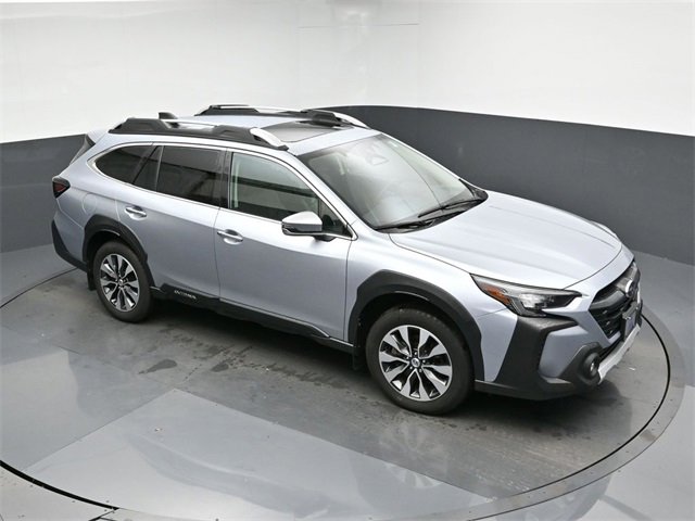 Used 2023 Subaru Outback Touring XT image 43