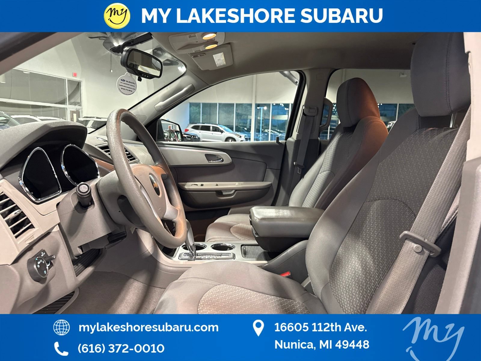 Used 2010 Chevrolet Traverse LS FWD image 9