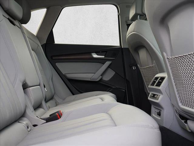 Used 2022 Audi Q5 2.0T Premium w/ Convenience Package image 26