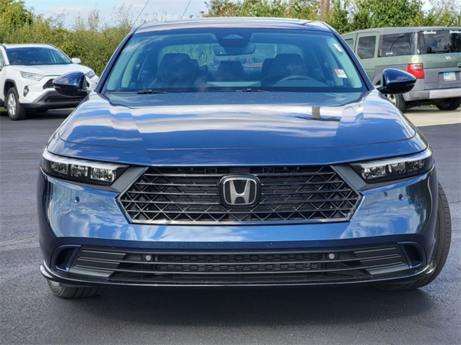 Used 2024 Honda Accord EX-L image 3