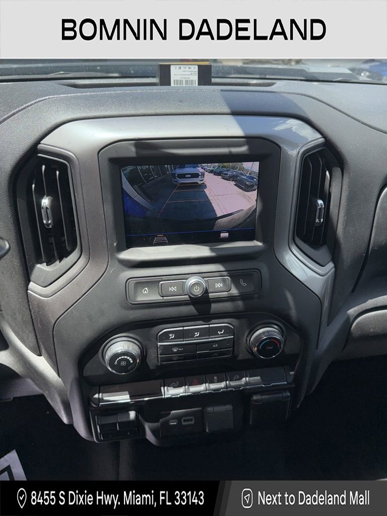 Used 2022 Chevrolet Silverado 2500 Custom w/ Custom Convenience Package AWD/4WD image 18