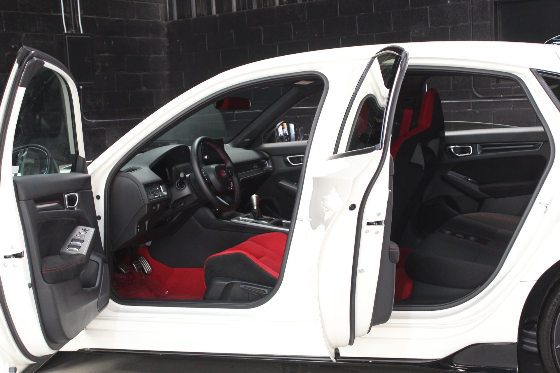 Used 2024 Honda Civic Type R image 30