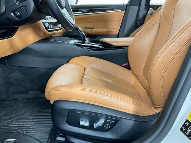 Used 2018 BMW 540i xDrive AWD/4WD image 32