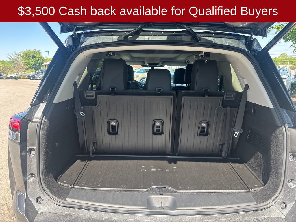 New 2026 Nissan Pathfinder Platinum image 21