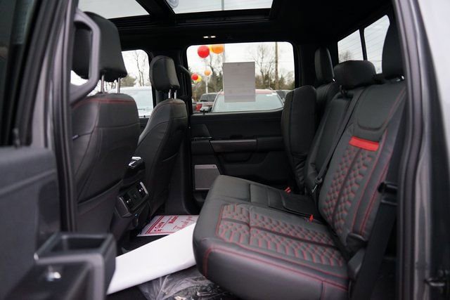 New 2025 Ford F150 Lariat w/ Equipment Group 501A Mid image 7