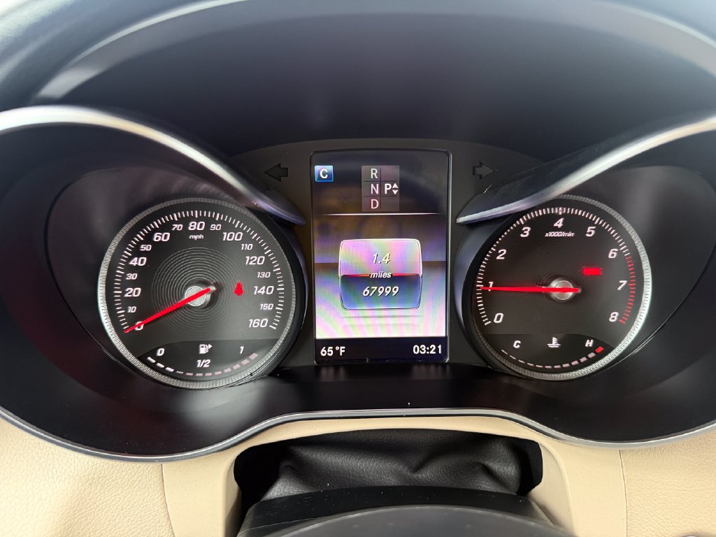 Used 2019 Mercedes-Benz GLC 300 image 6
