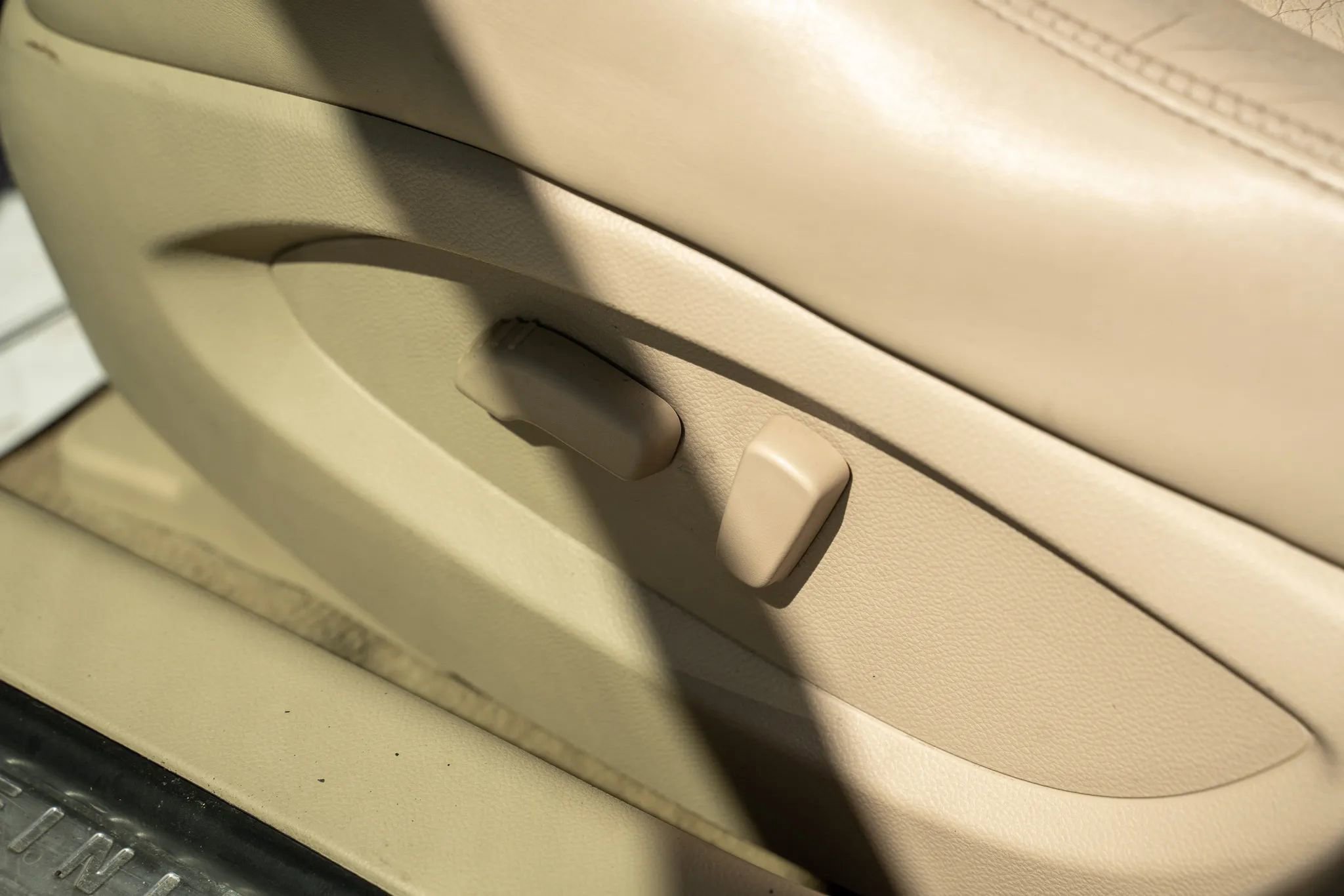 Used 2014 INFINITI QX50 Journey w/ Premium Package image 15