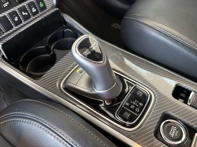 Used 2020 Mitsubishi Outlander GT AWD/4WD image 29