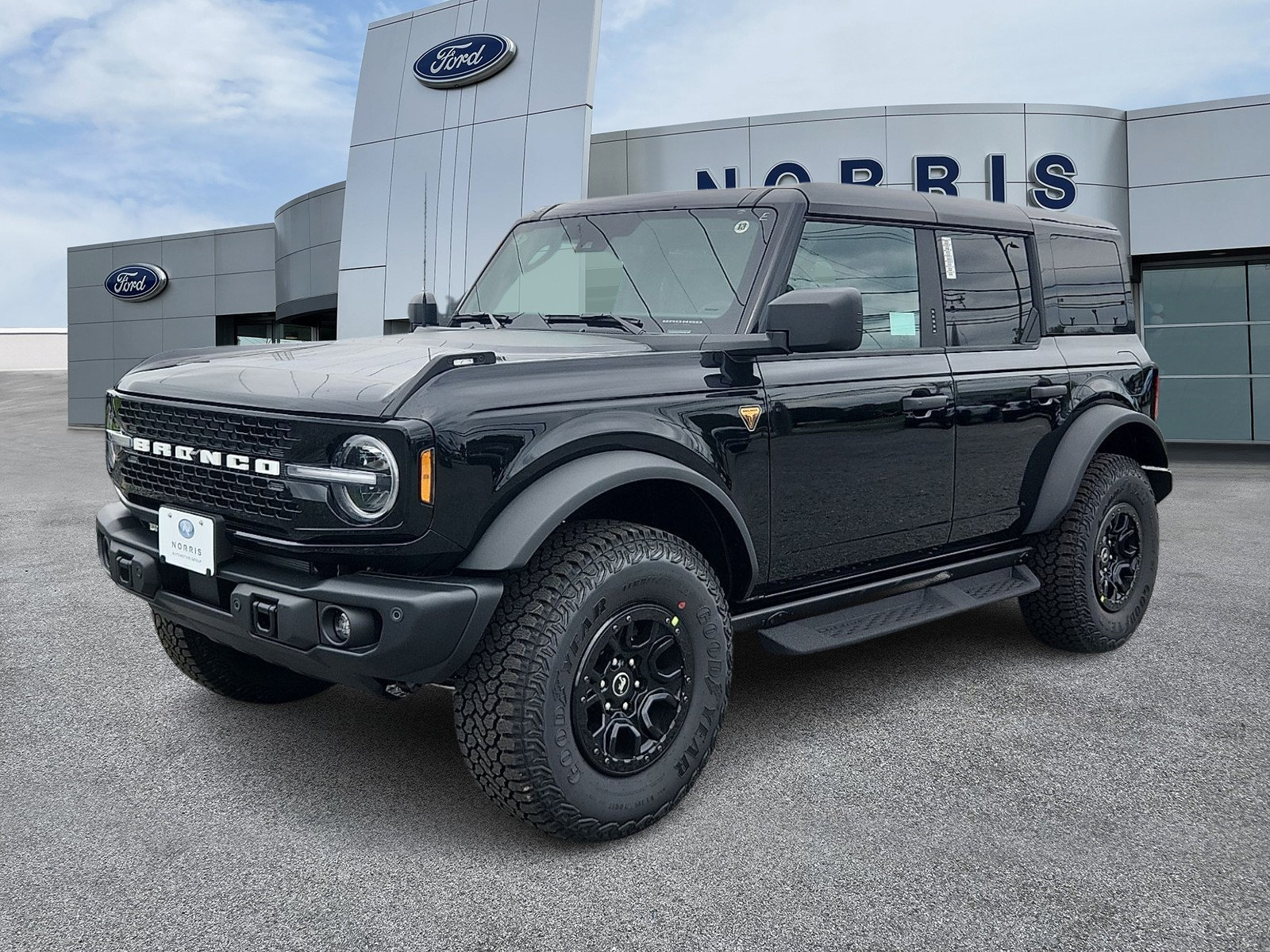 New 2026 Ford Bronco Badlands AWD/4WD image 2