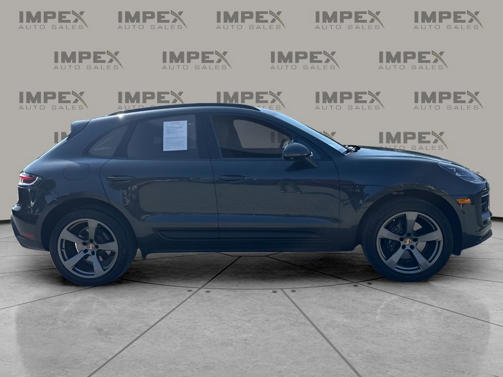 Used 2023 Porsche Macan Turbo image 6