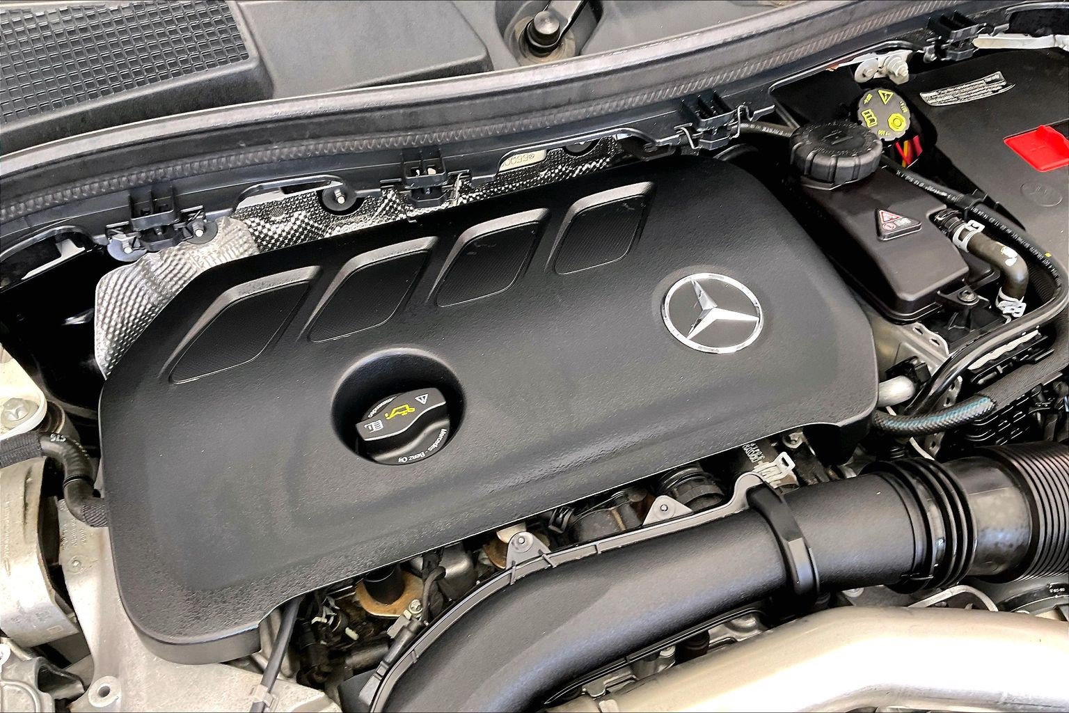 Used 2024 Mercedes-Benz GLA 250 4MATIC image 32